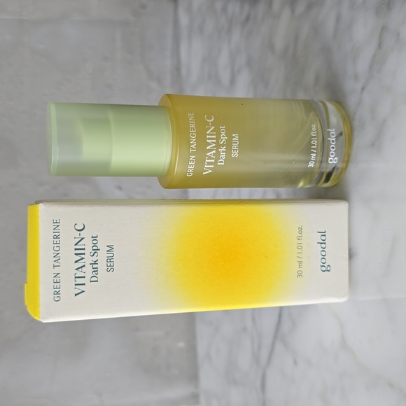 Goodal green tangerine vitamin-c dark spot serum 1.01 oz NEW - Picture 2 of 6